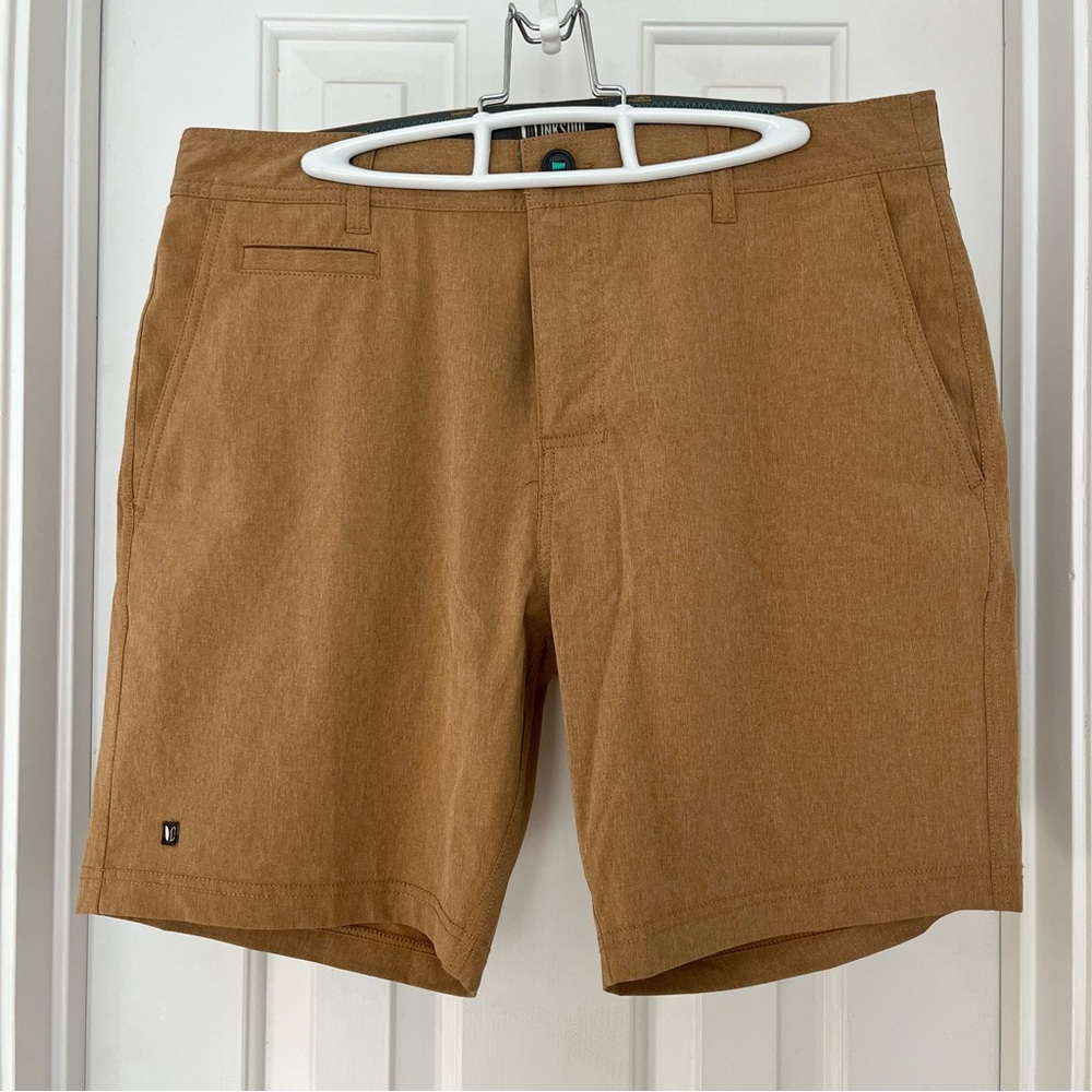 Linksoul Golf Men’s Boardwalker Shorts, Size 32, Beechwood Color